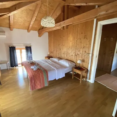 Quiwolf Alojamento de Acomodação e Pequeno-almoço 3*